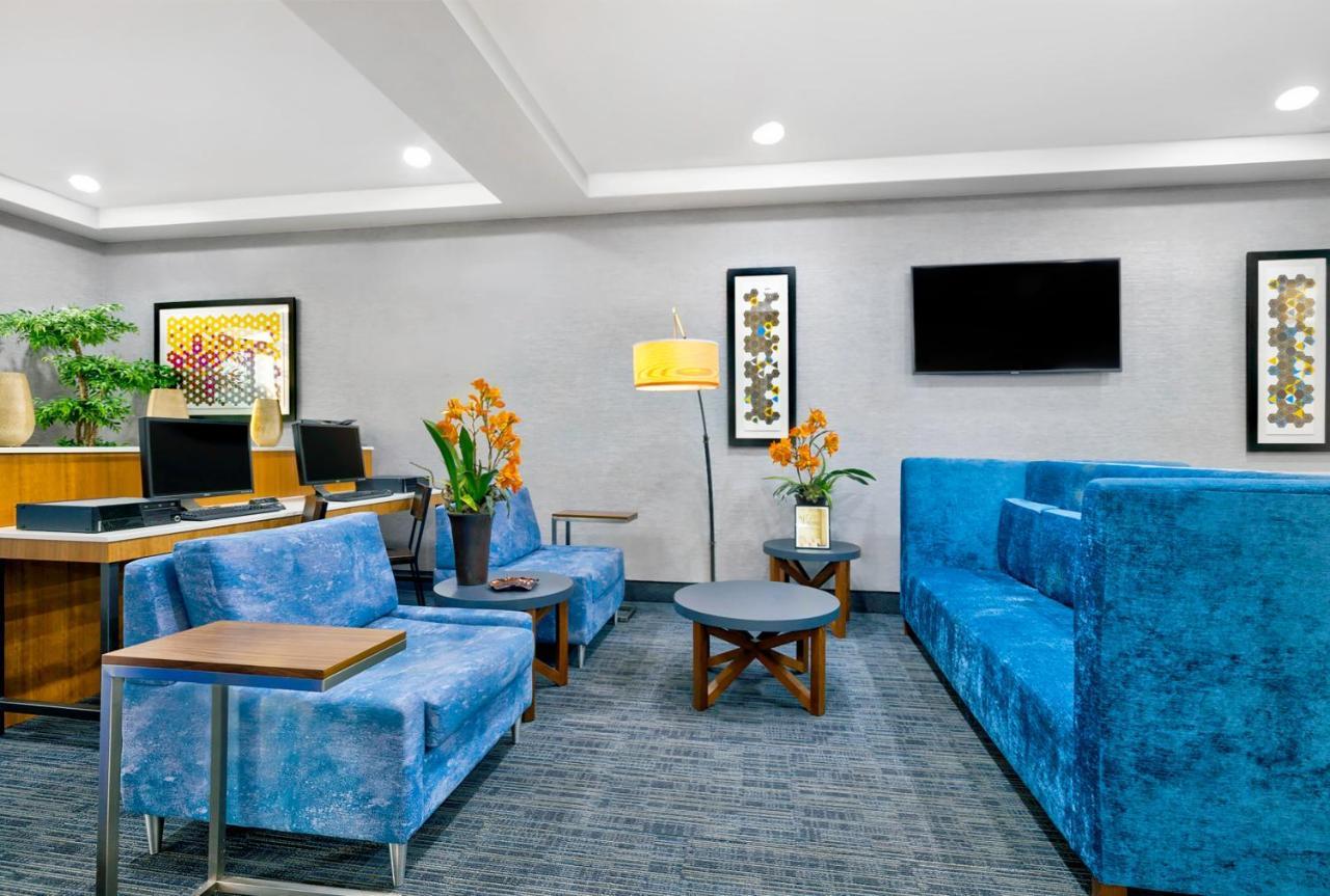 Holiday Inn Express Hotel & Suites Kansas City - Grandview By Ihg Exterior photo