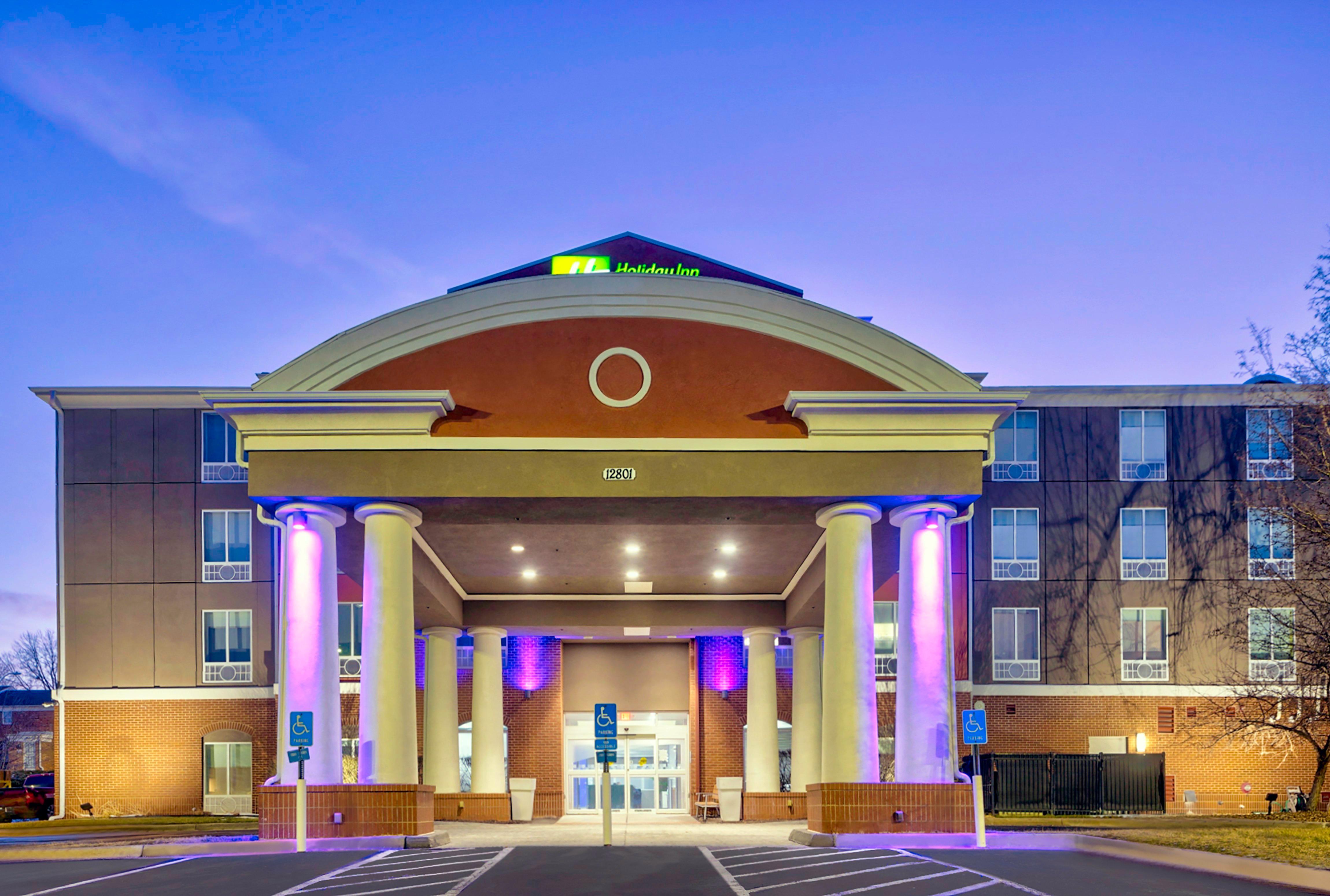 Holiday Inn Express Hotel & Suites Kansas City - Grandview By Ihg Exterior photo