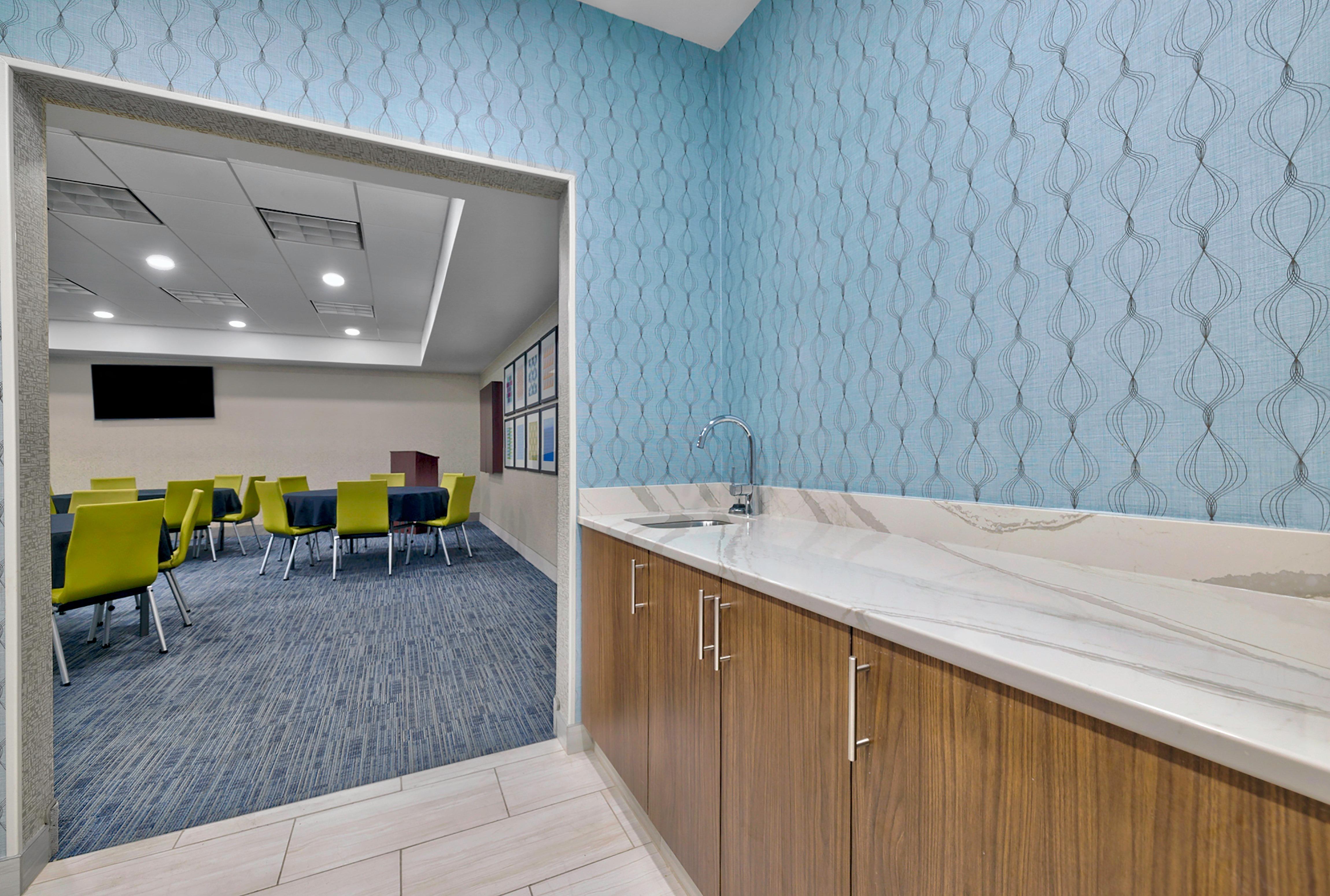 Holiday Inn Express Hotel & Suites Kansas City - Grandview By Ihg Exterior photo