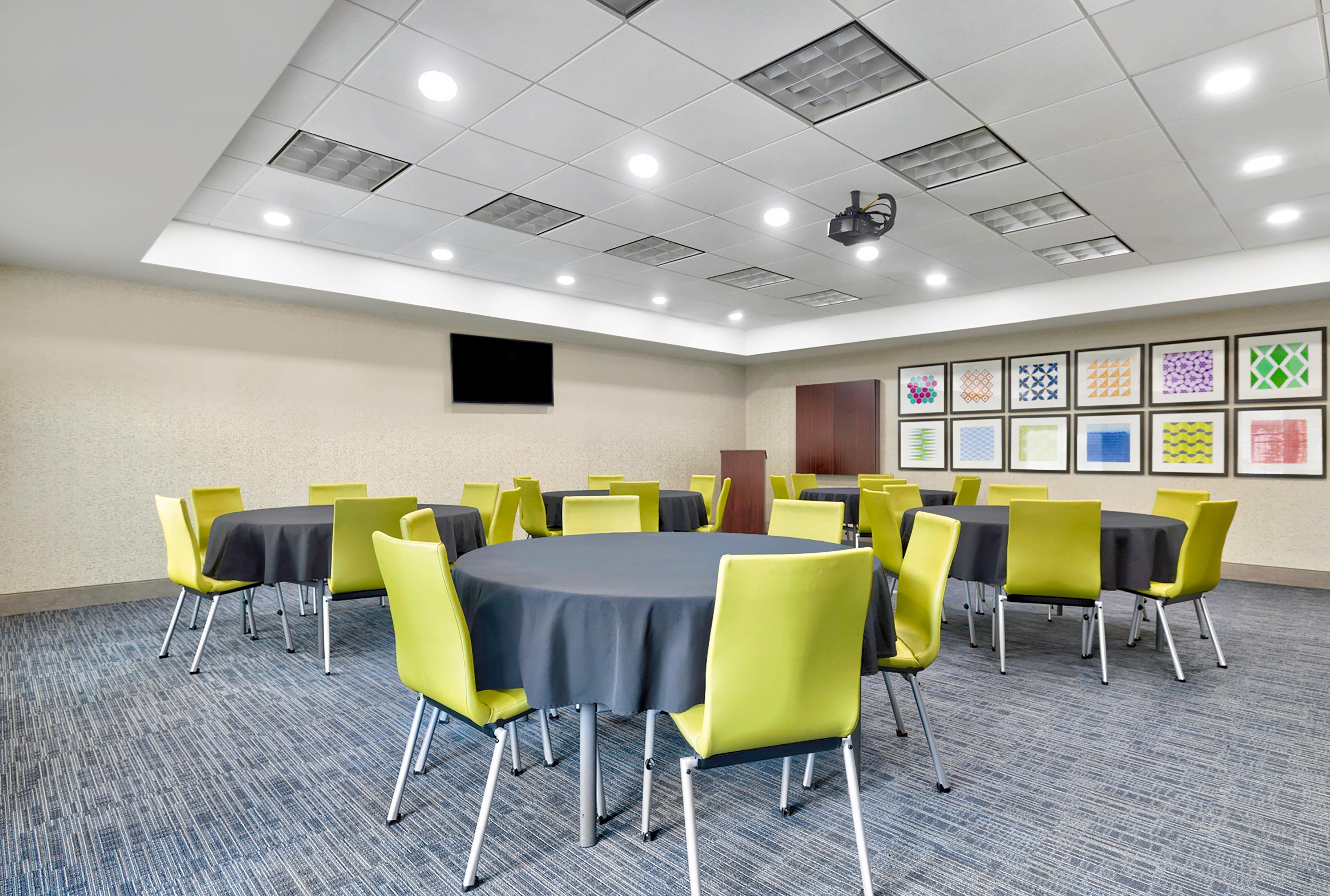 Holiday Inn Express Hotel & Suites Kansas City - Grandview By Ihg Exterior photo